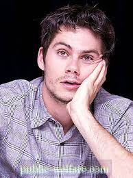 Dylan o'brien was born in new york city, to lisa rhodes, a former actress who also ran an acting school, and patrick b. Dylan O Brien Filmografie Biografie Prominente 2021