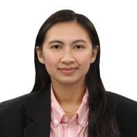 Julie Alba's Instagram, Twitter & Facebook