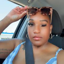 Does Lego send pieces to make custom designs?