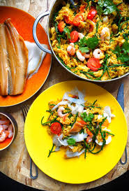 Preheat the oven to 200ºc/400ºf/gas 6. Kedgeree Curry Rijst Met Gerookte Vis Teveelkookboeken Be