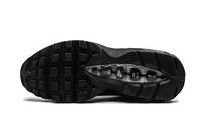 Retail was $500 + tax! Nike Air Max95 Supreme Lux Red Ci0999 600 Wethenew