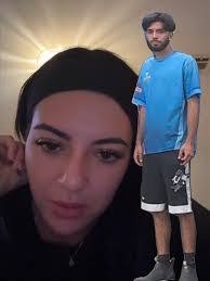 Christina Niles's Instagram, Twitter & Facebook