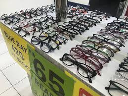 Mau tak nya harga yang ditawarkan di reko optic tu jauh lebih murah daripada kedai cermin mata yang pernah aku pergi sebelum ni. Kedai Cermin Mata Murah Melampau Di Sungei Wang Plaza Hafiz Rahim