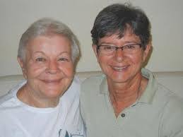 Sarah Ginter's Instagram, Twitter & Facebook