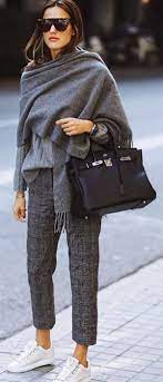 40 Cute Winter Outfits With Sneakers Sneakers Winter 2018 Outfits Casual Fall Outfits Work Outfits Women Casual Wear Women