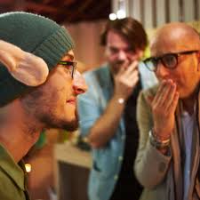 Bekommt nerd elias seinen ersten kuss? Beauty The Nerd Umstyling Gntm Juror Verwandelt Nerds In Traummanner Promi Tv