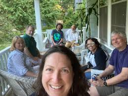 Meet neighbors in Mac Groveland neighborhood