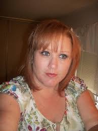 Stephanie Tennant's Instagram, Twitter & Facebook