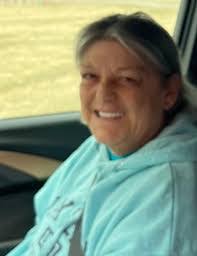 Vicki Duff's Instagram, Twitter & Facebook