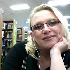 Jackie Kidder's Instagram, Twitter & Facebook