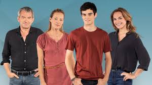 Крис наон, benoît d'aubert, marion lallier. Un Si Grand Soleil Gary Guenaire Theo Sur Le Depart News Series Allocine