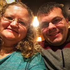 Sandra Vanderpool's Instagram, Twitter & Facebook