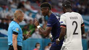 Auch pogba wollte das bisschen biss von rüdiger nicht überbewerten. Deutschland Vs Frankreich Antonio Rudiger Knabbert Paul Pogba An Stern De