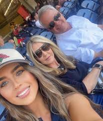 Happy 18th Birthday to my baby sister! So proud of the young woman you have  become and I love you endlessly 💕