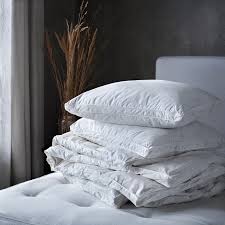Yes, all of the ikea comforters that we have reviewed can be cleaned in a washing machine and at high temperatures. Fjallhavre Comforter Warm Full Queen Ikea