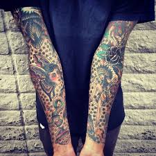 Traditional Stars To Fill In All The Small Gaps I Loath The Leopard Print Trend That S Happe Tattoo Sleeve Filler Traditional Tattoo Traditional Tattoo Sleeve