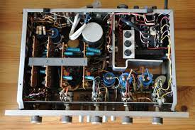 Check spelling or type a new query. Recensie Vintage Review Leak Delta 30 Versterker