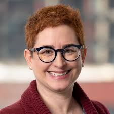 Jennifer Linde's Instagram, Twitter & Facebook