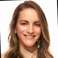 Renee Potter's Instagram, Twitter & Facebook