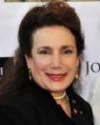 Donelle Dadigan, Dawn Wells, Hope Schwartz-Juber (Daughter of the shows  creator, Sherwood Schwwarz) and her brother Lloyd Schwartz Photo  (2019-09-27 20:04:21)