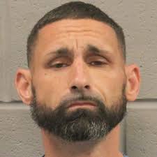 Accused thief who bailed out of rogue rig just before it slammed into a  mobile home charged with murder