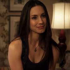 name a character no one can make you hate : r/PrettyLittleLiars