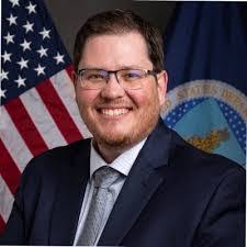 Daniel Spinks's Instagram, Twitter & Facebook