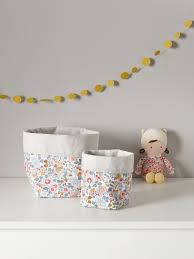 Le Lin Et Le Liberty Multiplient A L 39 Infini L 39 Emploi Du Petit Sac De Rangement Vide Poche Pot A Crayons Rangement Sac Pot A Crayon Boite A Pharmacie