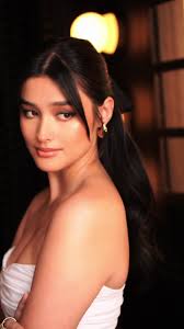 Always enjoy working with this beauty 💕 #makeupbyantheabueno