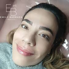 Design de Henna Spa Labial + Epilação de Buço Amei receber novamente a  linda Paula 💖 É sempre uma alegria ver você voltando e confiando no meu  trabalho. Obrigada pelo carinho! #Henna #