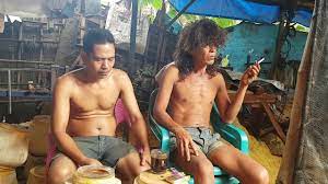 Seperti yang dikutip warta bromo, menurut elly (orang kepercayaan) gus javar mengatakan bahwa, banyak orang justru segan terhadap gus jakfar dan menganggapnya istimewa. Gus Jakfar Pasuruan Youtube
