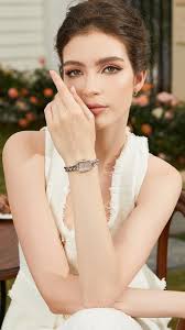 ساعة نسائية ستيل