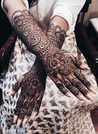 Hypnotizing Indian Bridal Mehndi Http Www Maharaniweddings Com Gallery Photo 121758 Wedding Mehndi Designs Bridal Mehndi Designs Mehndi Designs
