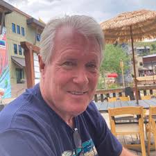 What was the name of the restaurant at Golden Gate Shopping Center next to  TGIFridays?