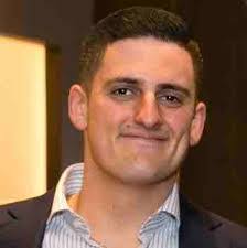 Michael Reznik's Instagram, Twitter & Facebook