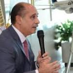 انتظام حركة السفر بمطار القاهرة