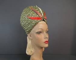 Vintage Bright Green Straw Raffia Hat With Flowers and Tulle, 1960s Wide  Brim, 21 Inch Head, Susan Frank