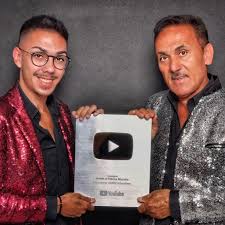 Armin nicoara, manele noi armin nicoara, descarca manele de pe canalul armin nicoara, download armin nicoara. Armin Si Petrica Nicoara Youtube