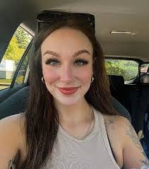 Nichole Brooks's Instagram, Twitter & Facebook