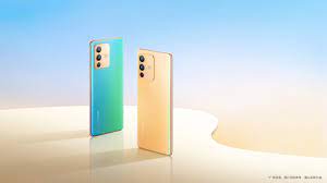 Das Vivo S12 Pro zeigt sich in einem ...