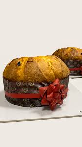 Per natale l'idea nuova è della gelateria duomo: Gelateria Duomo Un Goloso Regalo Di Natale Il Panettone Ripieno Di Gelato Il Capoluogo