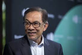 So, by calling him ibrahim, is technically incorrect, as you are calling his father, not anwar. Anwar Ibrahim Expects To Succeed Mahathir Mohamad As Malaysia S Prime Minister In 2020 South China Morning Post