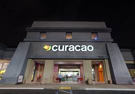 The los angeles times announced on june 20, 1998 that edwards theatres would be building the largest theatre in southeast los angeles. Curacao El Paseo South Gate
