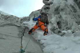 Člen českého horolezeckého týmu a jeden z nejzkušenějších domácích horolezců absolvoval 20 výprav po asijských a jihoamerických velehorách. Hithit Dokonceni Filmu O Ceskych Horolezcich V Peru 1970 A 2019