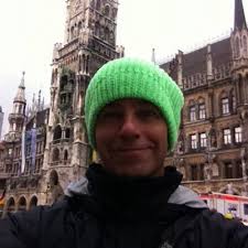 Ben Crowe (@benjoetonycrowe)