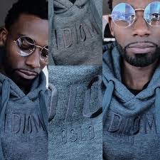 Dee Von's Instagram, Twitter & Facebook