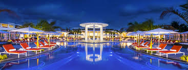 The moon palace golf & spa resort is nestled between 123 acres of tropical foliage and sandy beach. All Inclusive Family Friendly Vacations Moon Palace Cancun