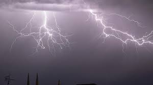 Suivez la situation en temps réel. Orages Violents Plus Aucun Departement En Vigilance Orange Lci