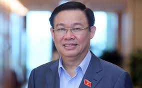 Phó chủ tịch thường trực quốc hội tòng thị phóng đã trình bày tờ trình của ủy ban thường vụ quốc hội về việc miễn nhiệm chức vụ chủ tịch quốc hội, chủ tịch hội đồng bầu cử quốc gia. Hom Nay Miá»…n Nhiá»‡m Chá»§ Tá»‹ch Quá»'c Há»™i Va Báº§u Chá»§ Tá»‹ch Quá»'c Há»™i Má»›i Bao NgÆ°á»i Lao Ä'á»™ng