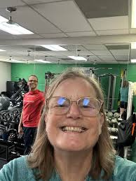 We are Live at 5 this week! 🎉 iFIT trainer Pearl Fu will officially be  teaching her first ever treadmill workouts this week at 5:00 PM ET. 🙌⁠ ⁠  Hop